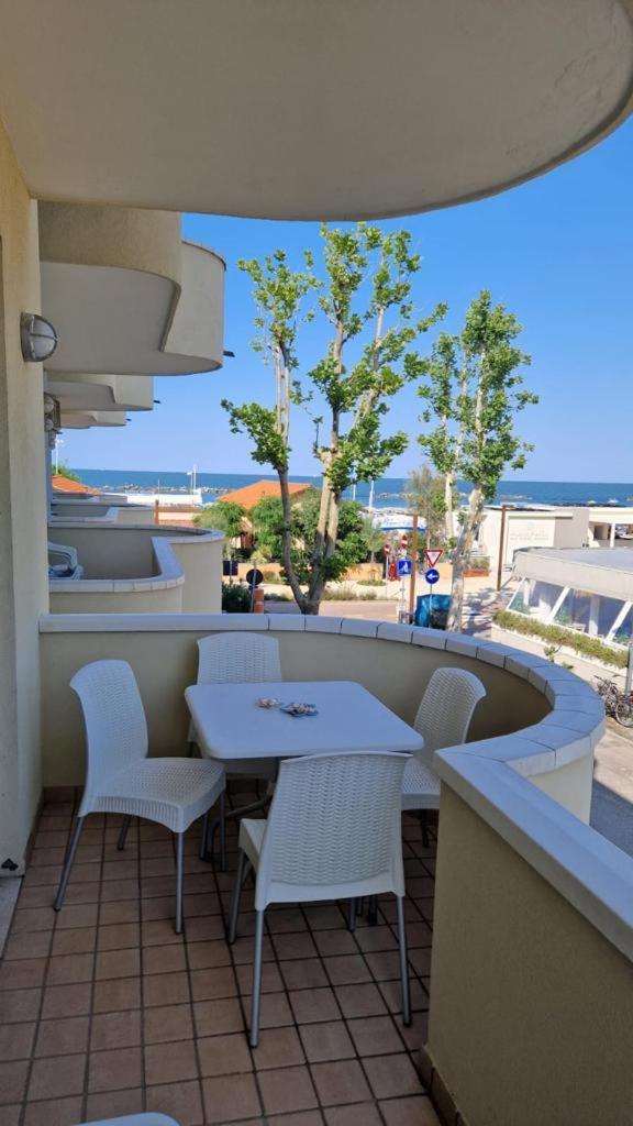 Residence Gabbiano Vista Mare San Mauro Mare المظهر الخارجي الصورة